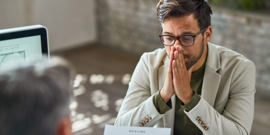 Corro risco de não ser contratado por outras empresas se eu entrar com um processo trabalhista? A verdade que as empresas não contam
