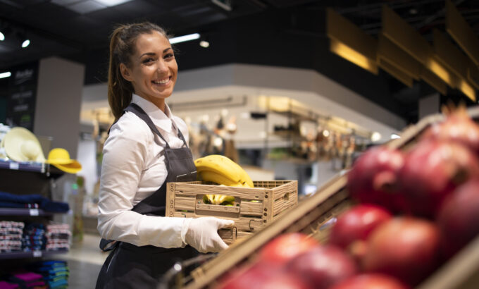 Direitos de Quem Trabalha em Supermercado: Guia Completo 2025