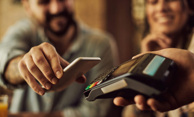 Gorjetas Não Pagas: Saiba Seus Direitos e Como Agir