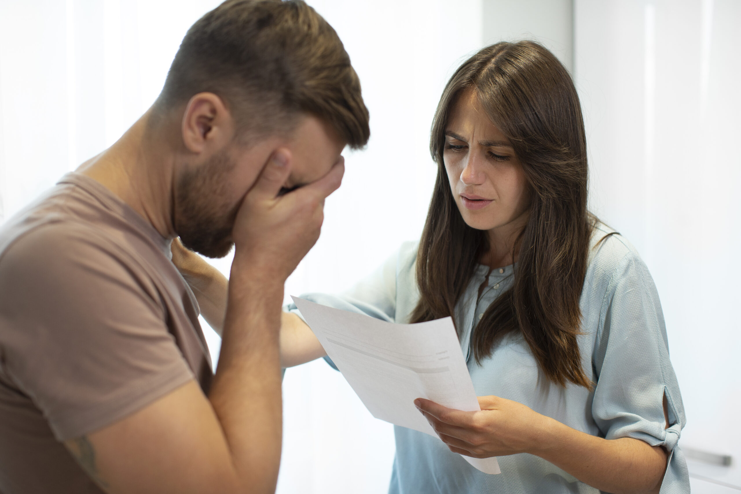 Demissão e Atestado: Quando a Demissão é Irregular Mesmo Com Atestado